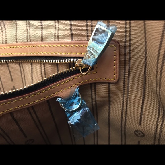 Louis Vuitton Monogram delightful - Picture 2 of 8